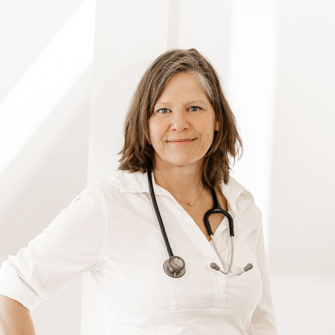 Portrait Dr. Dunja Petersen 2023 quadratisch3